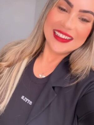 CAMILA NOVO